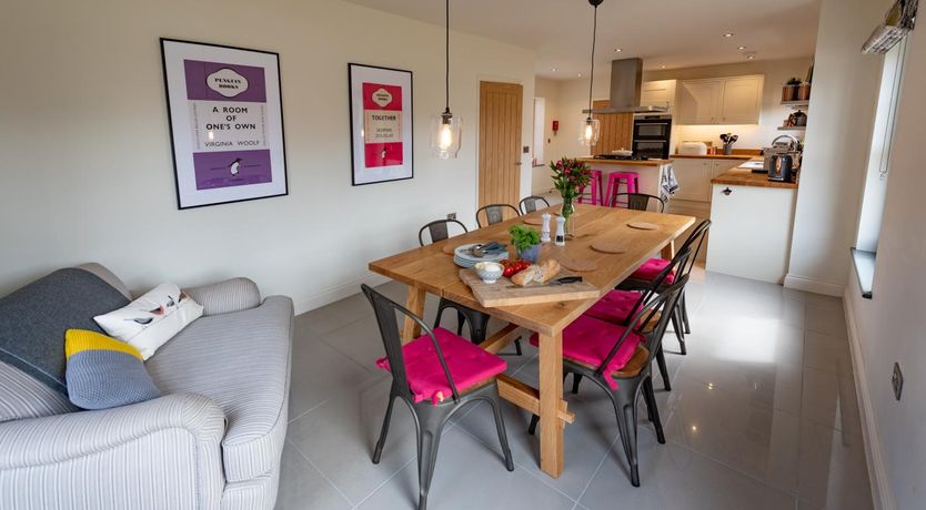 Photo of 4 Bed in Mundesley