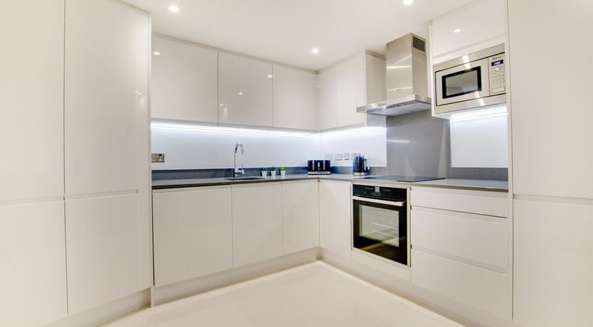 Photo of 2 Bed in Dartmouth