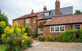 Photo of 4 Bed in Wrentham