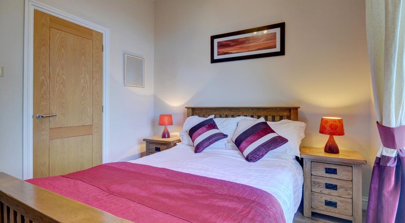 Photo of 3 Bed in Ilfracombe