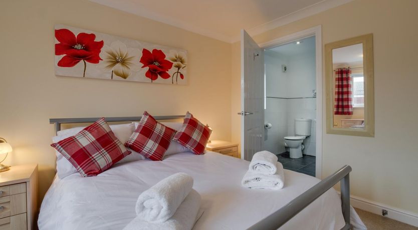 Photo of 4 Bed in Bacton