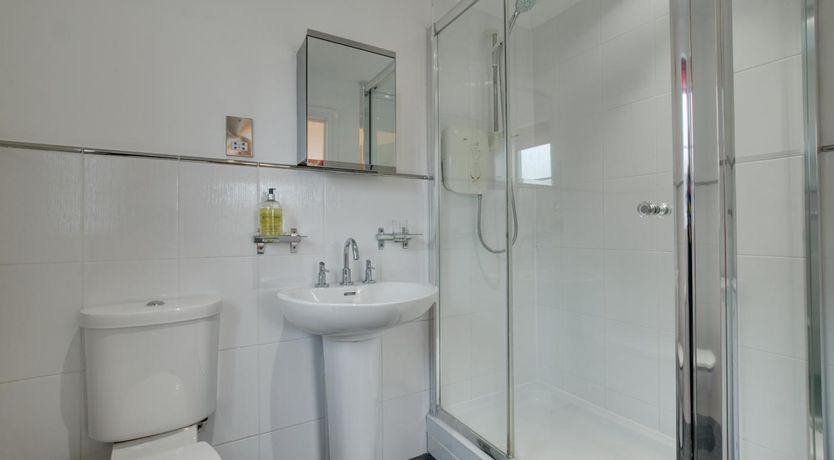 Photo of 4 Bed in Bacton