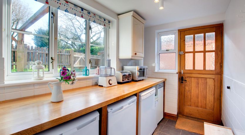 Photo of 4 Bed in South Walsham