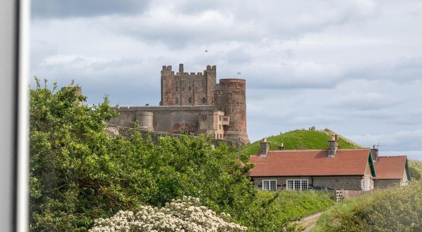 Photo of 4 Bed in Bamburgh
