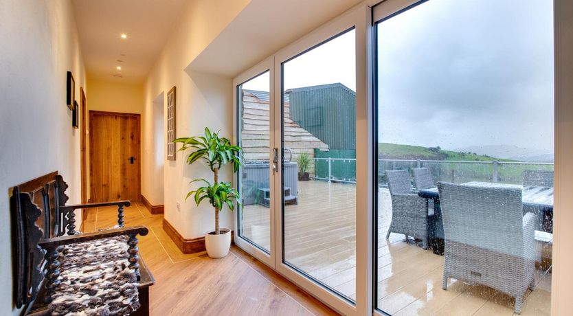 Photo of 3 Bed in Llanrwst