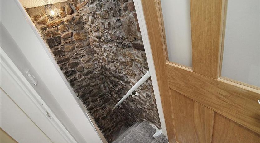 Photo of 1 Bed in Mumbles