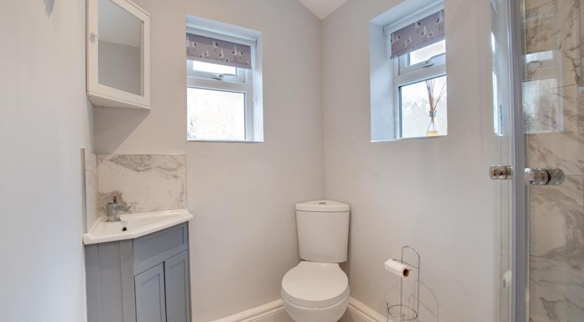 Photo of 5 Bed in Filey