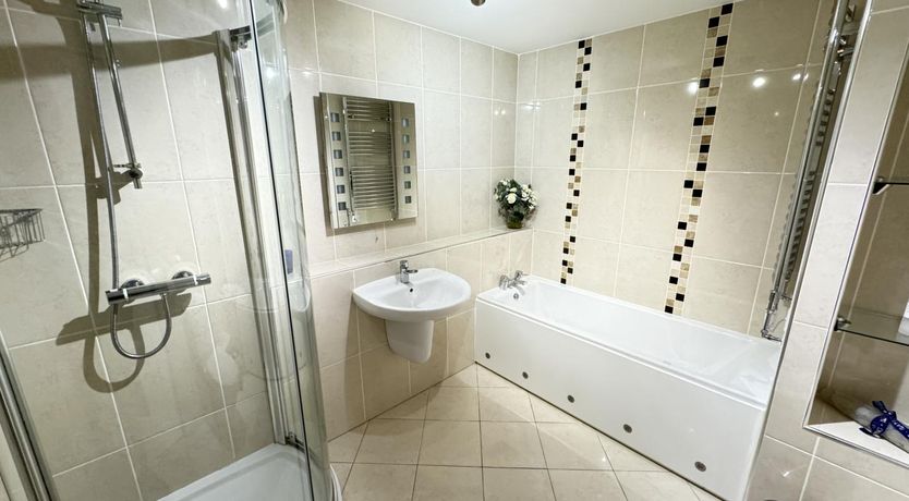 Photo of 1 Bed in Langland