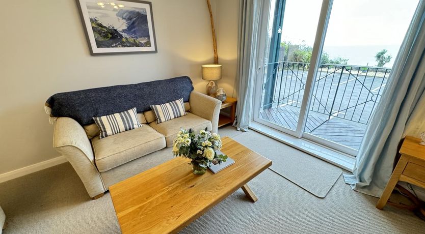 Photo of 1 Bed in Langland