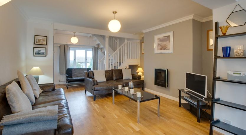 Photo of 2 Bed in Llanmadoc