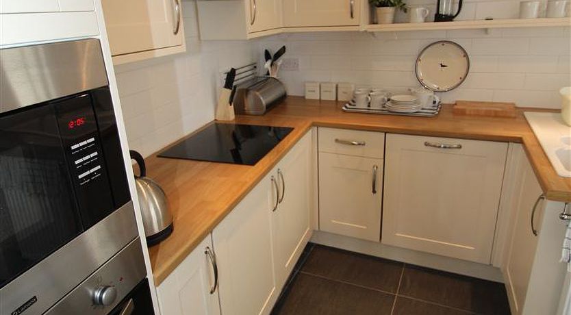 Photo of 2 Bed in Mumbles