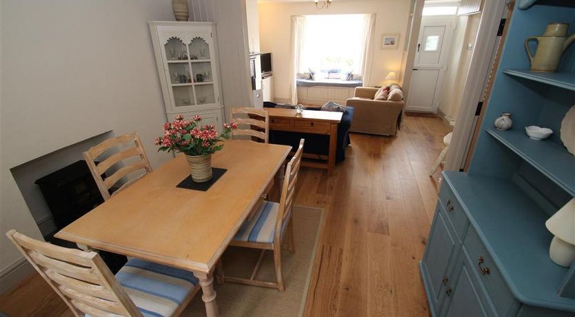 Photo of 2 Bed in Mumbles