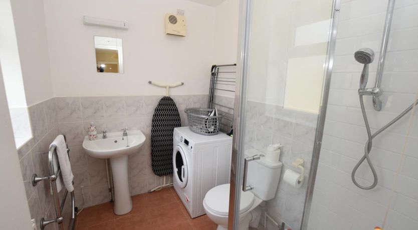 Photo of 3 Bed in Beer