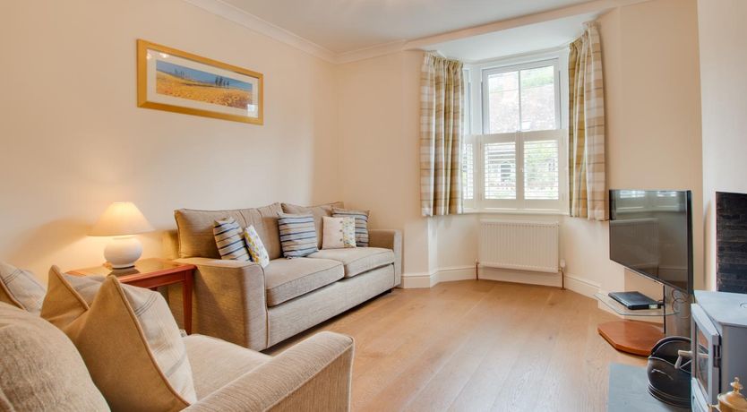 Photo of 3 Bed in Beer