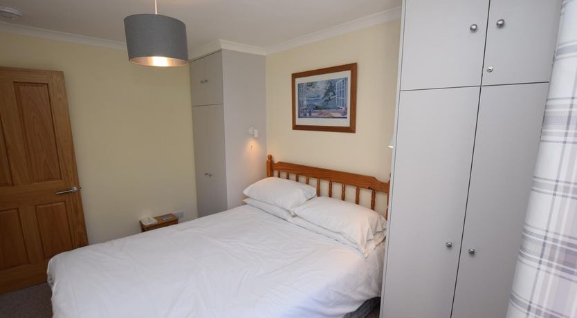 Photo of 3 Bed in Beer