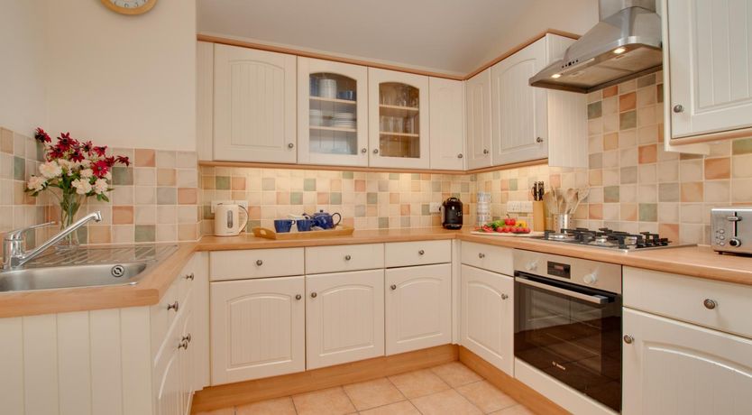 Photo of 3 Bed in Beer