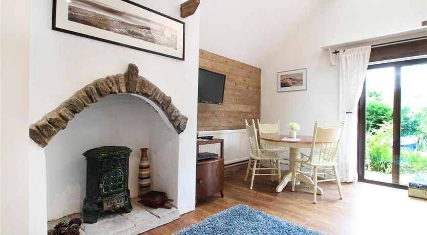 Photo of 1 Bed in Gower