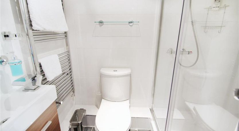 Photo of 1 Bed in Gower