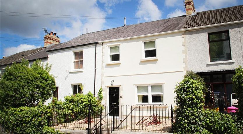 Photo of 4 Bed in Mumbles