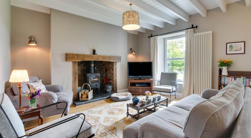 Photo of 5 Bed in Gower