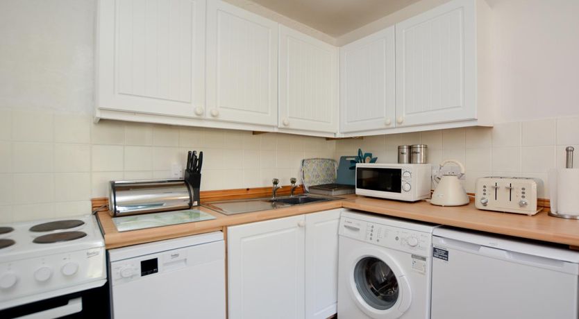 Photo of 2 Bed in St. Keverne