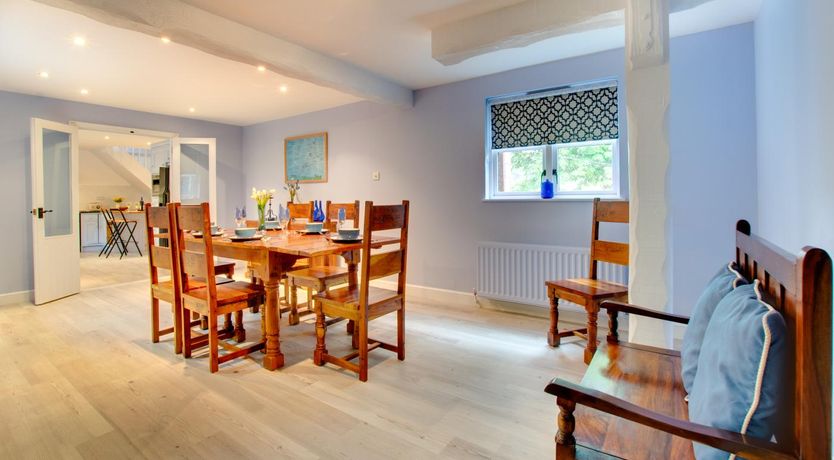 Photo of 4 Bed in Waren Mill