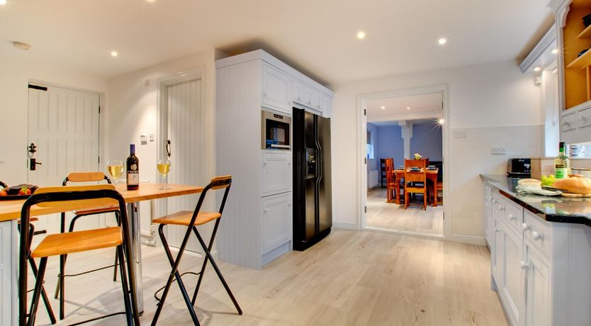 Photo of 4 Bed in Waren Mill