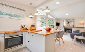 Photo of 2 Bed in Caswell Bay