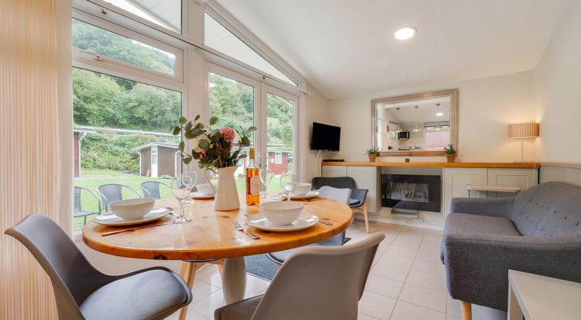 Photo of 2 Bed in Caswell Bay