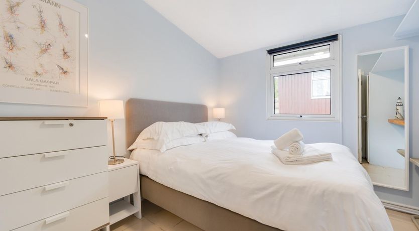 Photo of 2 Bed in Caswell Bay