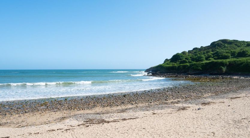 Photo of 2 Bed in Caswell Bay