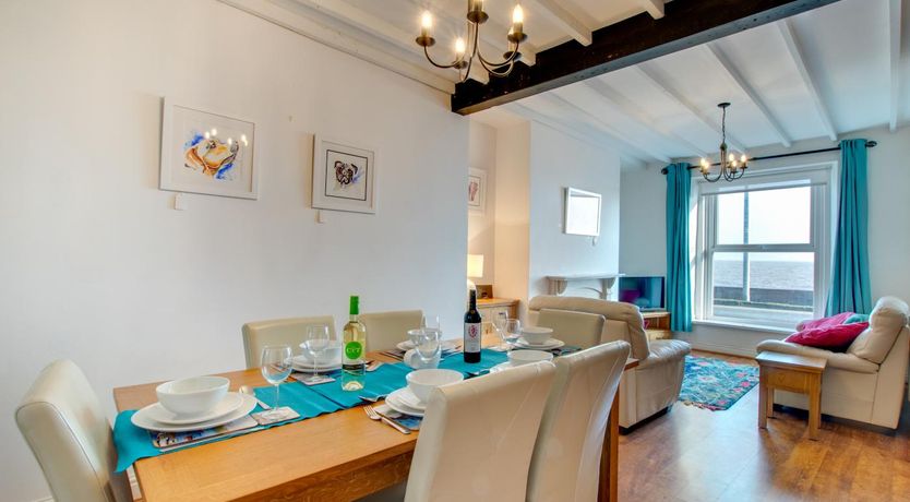 Photo of 2 Bed in Mumbles