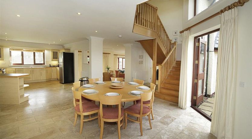 Photo of 4 Bed in Langland