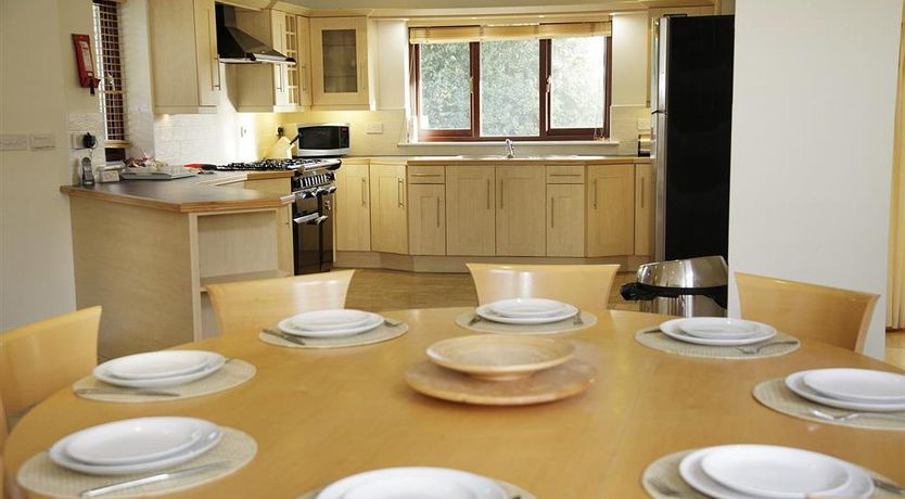 Photo of 4 Bed in Langland