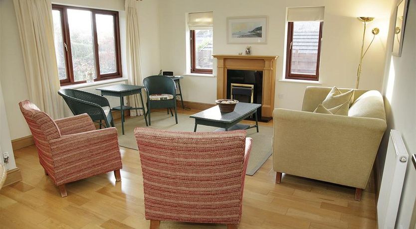 Photo of 4 Bed in Langland