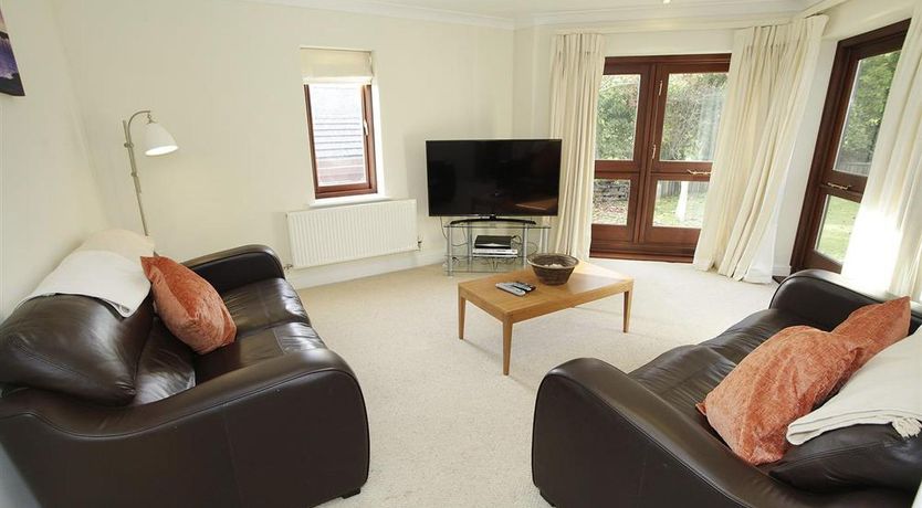 Photo of 4 Bed in Langland