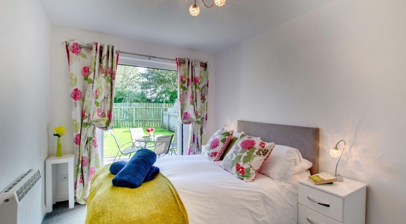 Photo of 2 Bed in Seahouses