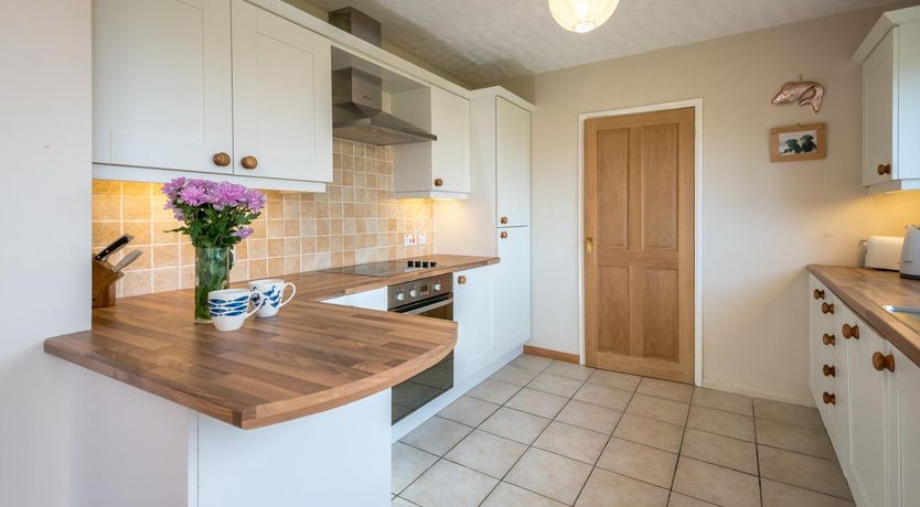 Photo of 3 Bed in Bwlchtocyn