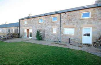 2 Bed in Seahouses Holiday Home