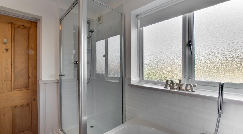 Photo of 1 Bed in Mumbles