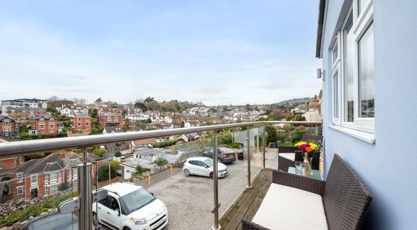 Photo of 2 Bed in Teignmouth