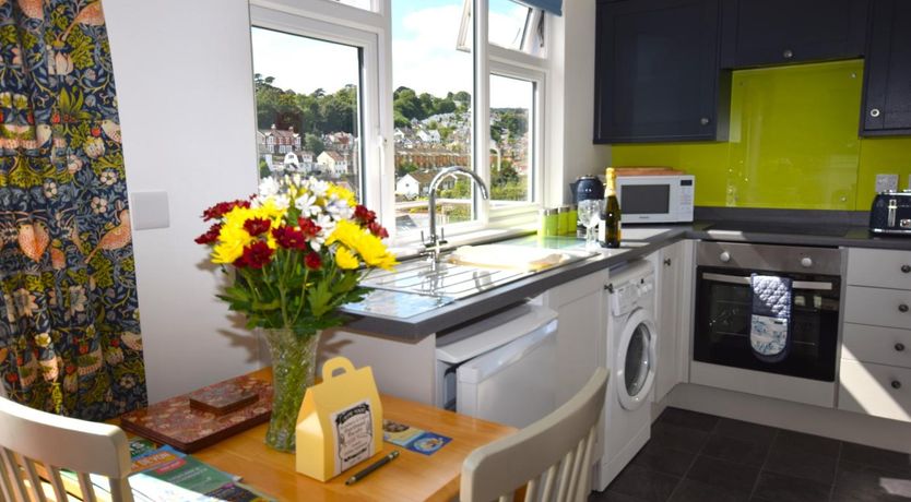 Photo of 2 Bed in Teignmouth