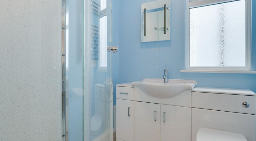 Photo of 2 Bed in Teignmouth