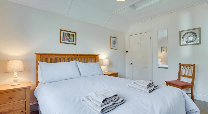 Photo of 2 Bed in Colyton