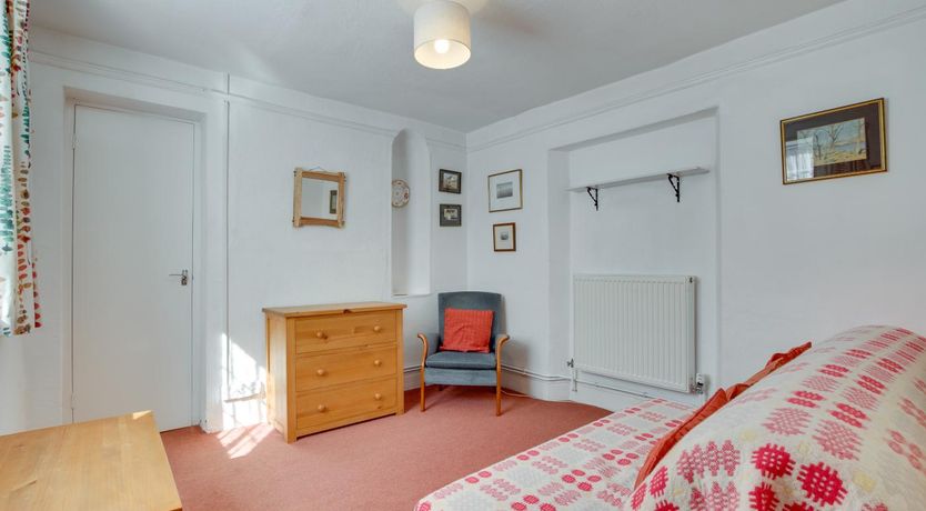 Photo of 2 Bed in Colyton