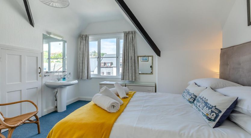 Photo of 3 Bed in Beer