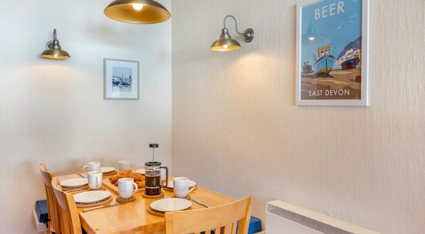 Photo of 3 Bed in Beer