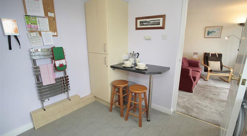 Photo of 1 Bed in Langland