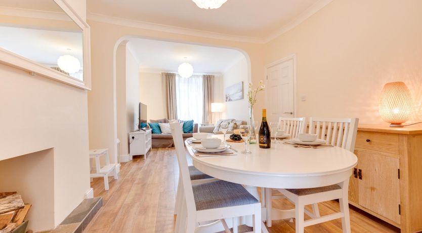 Photo of 3 Bed in Mumbles