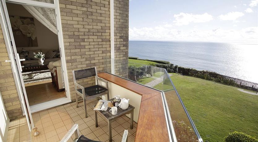 Photo of 2 Bed in Mumbles